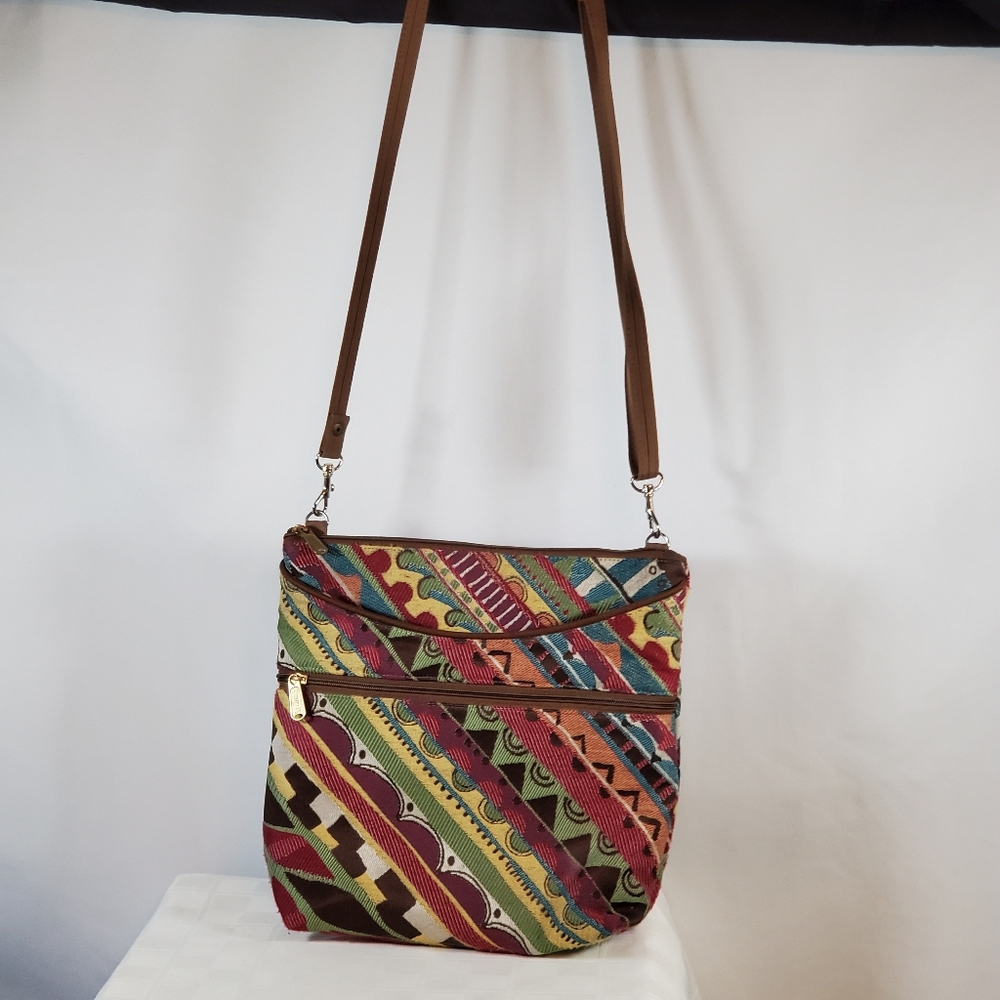 Danny Kay Crossbody